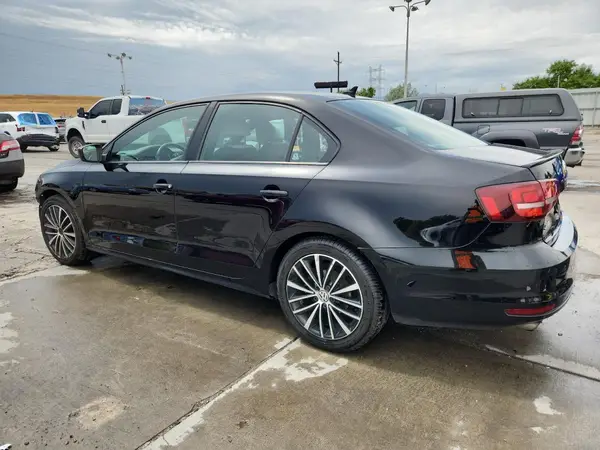 3VWD17AJ8GM378828 2016 VOLKSWAGEN JETTA - Image 2