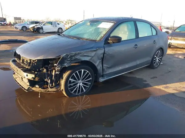 3VWD17AJ8GM391515 2016 VOLKSWAGEN JETTA - Image 2