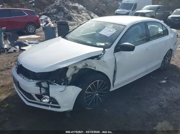 3VWD17AJ8GM398707 2016 VOLKSWAGEN JETTA - Image 2