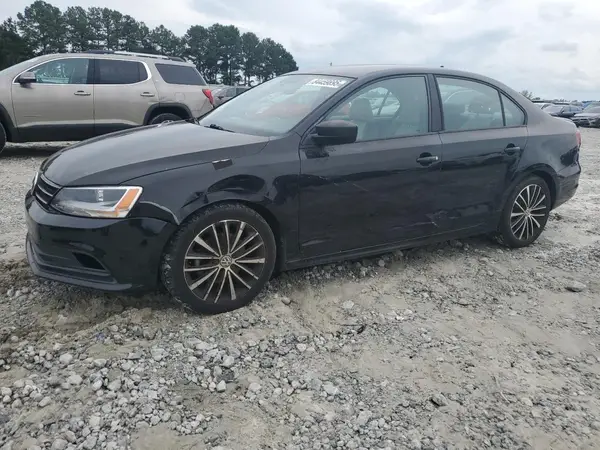 3VWD17AJ8GM405641 2016 VOLKSWAGEN JETTA - Image 1