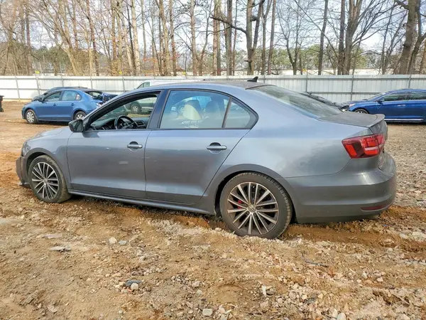 3VWD17AJ8HM305752 2017 VOLKSWAGEN JETTA - Image 2