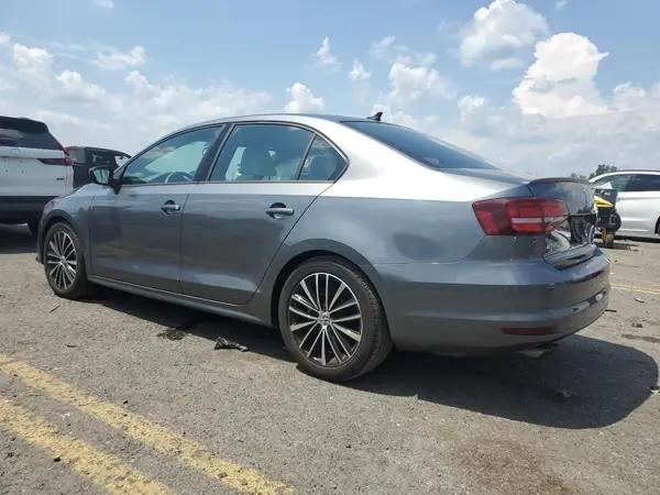 3VWD17AJ8HM326942 2017 VOLKSWAGEN JETTA - Image 2