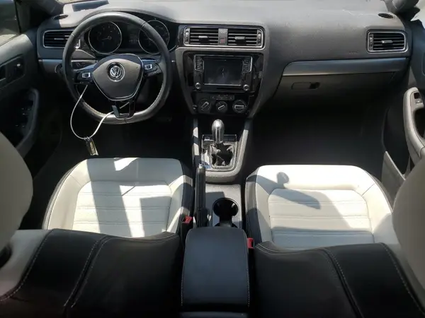 3VWD17AJ8HM326942 2017 VOLKSWAGEN JETTA - Image 8