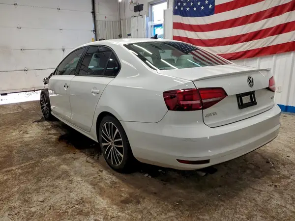 3VWD17AJ8HM386591 2017 VOLKSWAGEN JETTA - Image 2