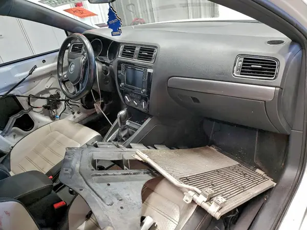 3VWD17AJ8HM386591 2017 VOLKSWAGEN JETTA - Image 8