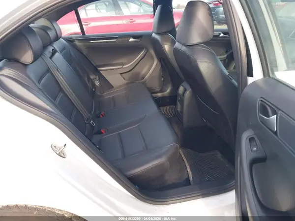 3VWD17AJ8JM245154 2018 VOLKSWAGEN JETTA - Image 8