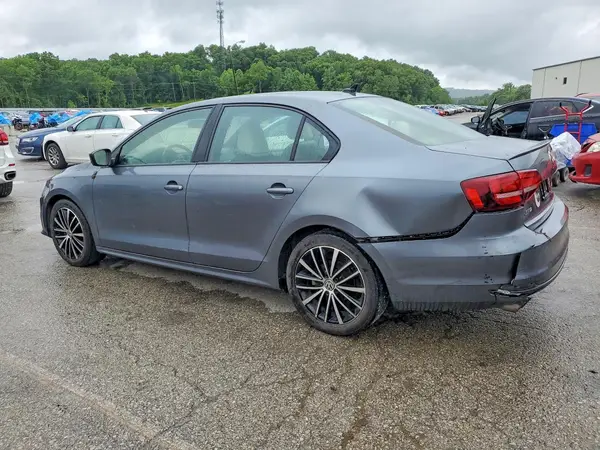 3VWD17AJ9GM254924 2016 VOLKSWAGEN JETTA - Image 2