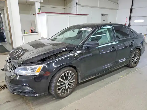 3VWD17AJ9GM266426 2016 VOLKSWAGEN JETTA - Image 1