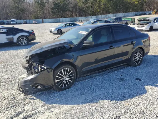 3VWD17AJ9GM274932 2016 VOLKSWAGEN JETTA - Image 1
