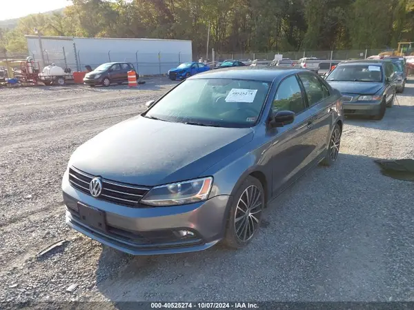 3VWD17AJ9GM286479 2016 VOLKSWAGEN JETTA - Image 2
