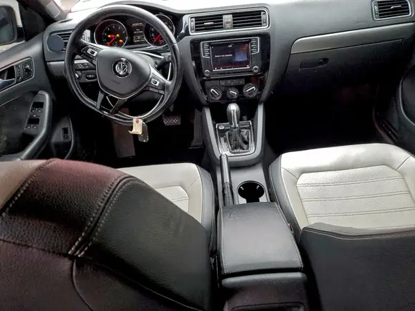 3VWD17AJ9GM286840 2016 VOLKSWAGEN JETTA - Image 8