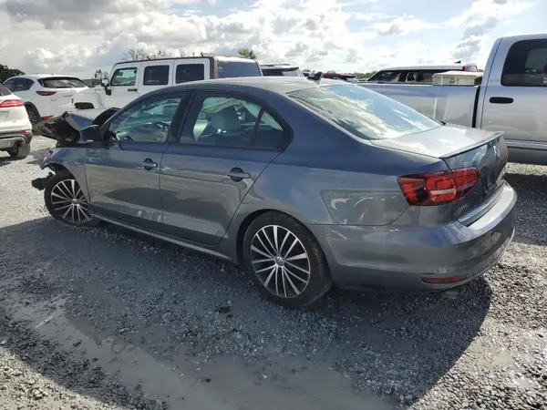 3VWD17AJ9GM303118 2016 VOLKSWAGEN JETTA - Image 2