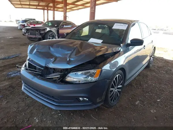 3VWD17AJ9GM308495 2016 VOLKSWAGEN JETTA - Image 2