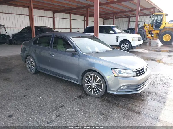 3VWD17AJ9GM326320 2016 VOLKSWAGEN JETTA - Image 1