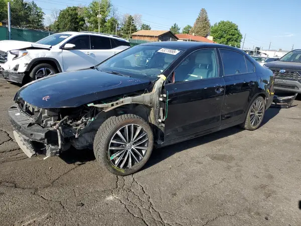 3VWD17AJ9GM334630 2016 VOLKSWAGEN JETTA - Image 1