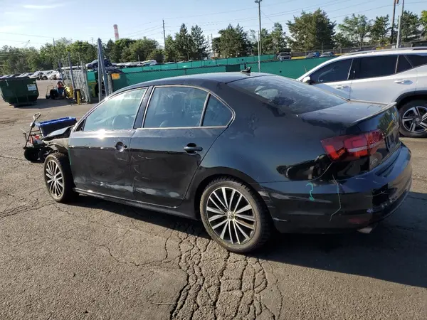 3VWD17AJ9GM334630 2016 VOLKSWAGEN JETTA - Image 2