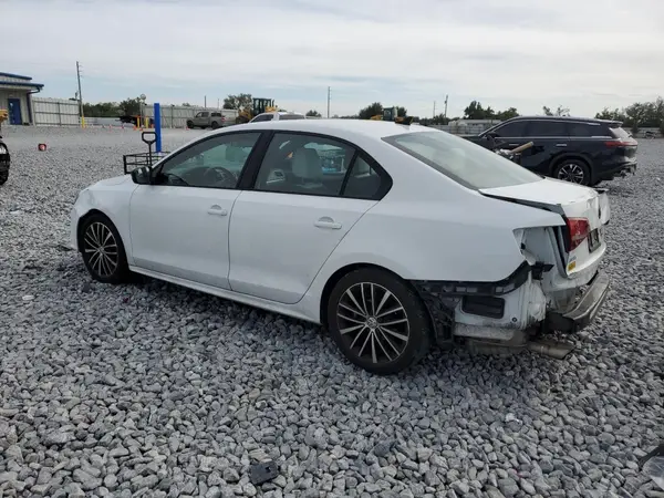3VWD17AJ9GM335177 2016 VOLKSWAGEN JETTA - Image 2
