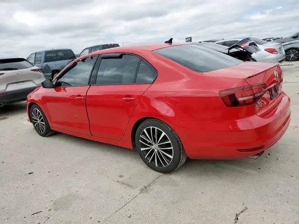 3VWD17AJ9GM339049 2016 VOLKSWAGEN JETTA - Image 2