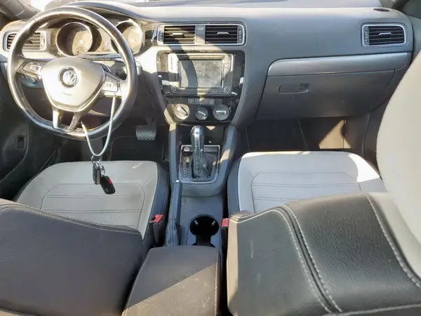 3VWD17AJ9GM339942 2016 VOLKSWAGEN JETTA - Image 8
