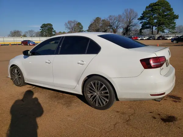 3VWD17AJ9GM342999 2016 VOLKSWAGEN JETTA - Image 2