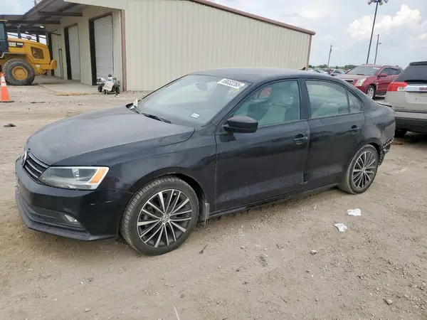 3VWD17AJ9GM396982 2016 VOLKSWAGEN JETTA - Image 1