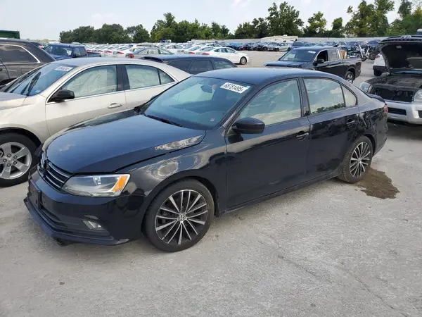 3VWD17AJ9GM406085 2016 VOLKSWAGEN JETTA - Image 1