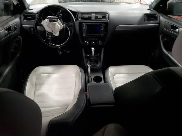 3VWD17AJ9GM415210 2016 VOLKSWAGEN JETTA - Image 8