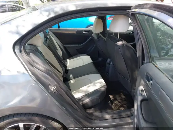 3VWD17AJ9HM302889 2017 VOLKSWAGEN JETTA - Image 8