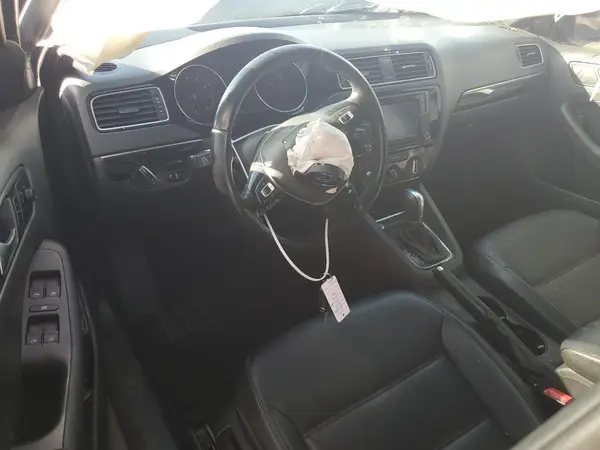 3VWD17AJ9JM219811 2018 VOLKSWAGEN JETTA - Image 8