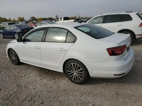 3VWD17AJXGM221351 2016 VOLKSWAGEN JETTA - Image 2