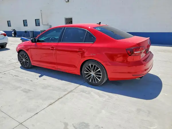 3VWD17AJXGM236268 2016 VOLKSWAGEN JETTA - Image 2