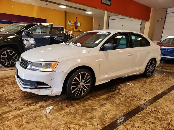 3VWD17AJXGM274972 2016 VOLKSWAGEN JETTA - Image 1