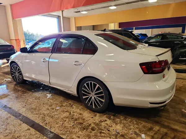 3VWD17AJXGM274972 2016 VOLKSWAGEN JETTA - Image 2
