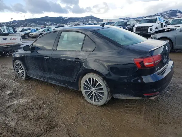 3VWD17AJXGM277564 2016 VOLKSWAGEN JETTA - Image 2