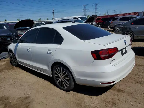 3VWD17AJXGM283770 2016 VOLKSWAGEN JETTA - Image 2