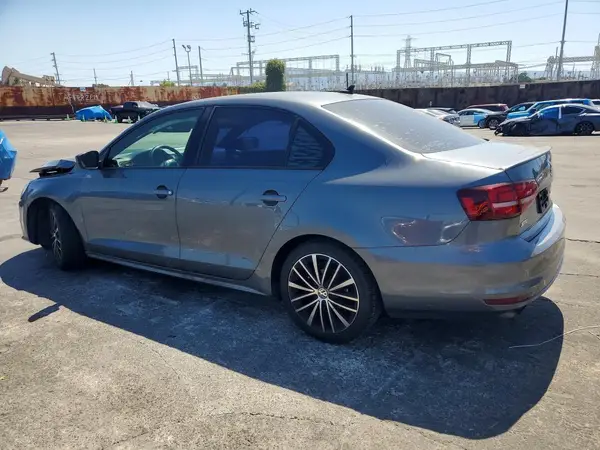 3VWD17AJXGM294851 2016 VOLKSWAGEN JETTA - Image 2