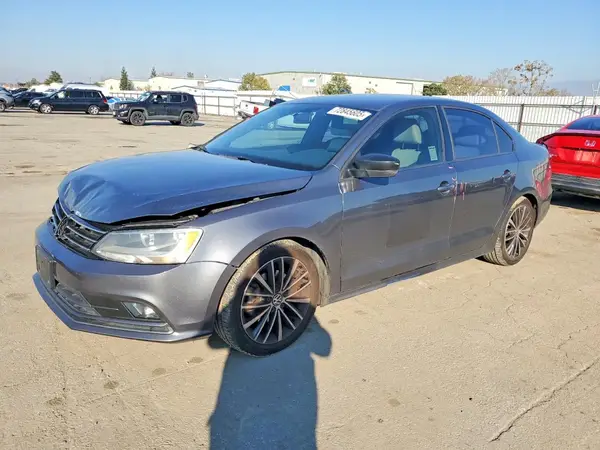 3VWD17AJXGM298611 2016 VOLKSWAGEN JETTA - Image 1
