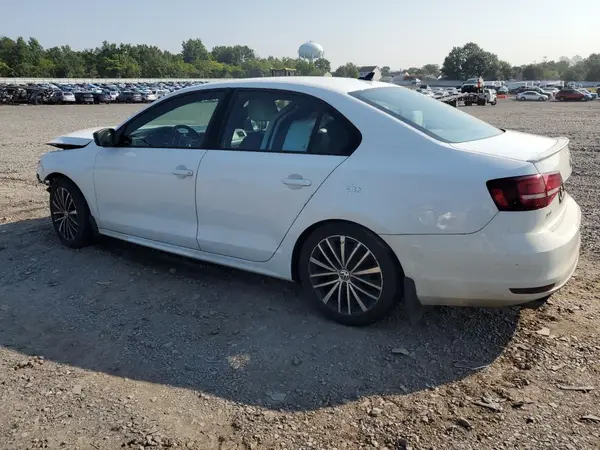 3VWD17AJXGM331705 2016 VOLKSWAGEN JETTA - Image 2