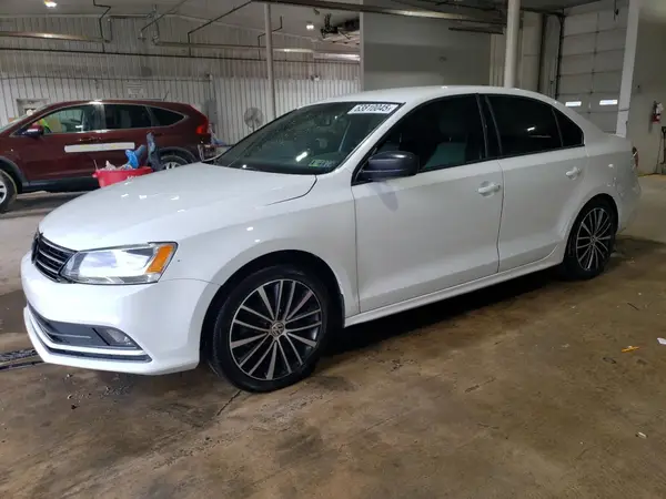 3VWD17AJXGM382489 2016 VOLKSWAGEN JETTA - Image 1