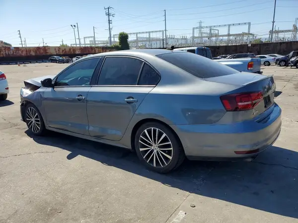 3VWD17AJXGM394495 2016 VOLKSWAGEN JETTA - Image 2