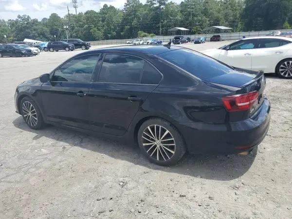 3VWD17AJXGM401929 2016 VOLKSWAGEN JETTA - Image 2