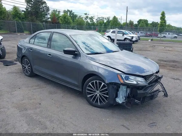 3VWD17AJXHM304716 2017 VOLKSWAGEN JETTA - Image 1