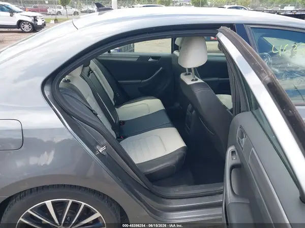 3VWD17AJXHM304716 2017 VOLKSWAGEN JETTA - Image 8