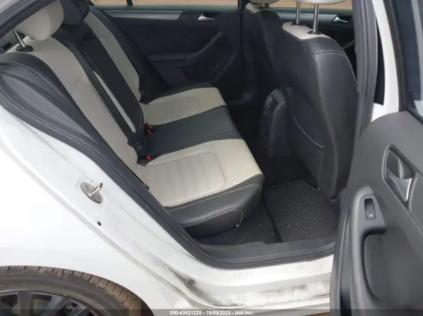 3VWD17AJXHM309835 2017 VOLKSWAGEN JETTA - Image 8