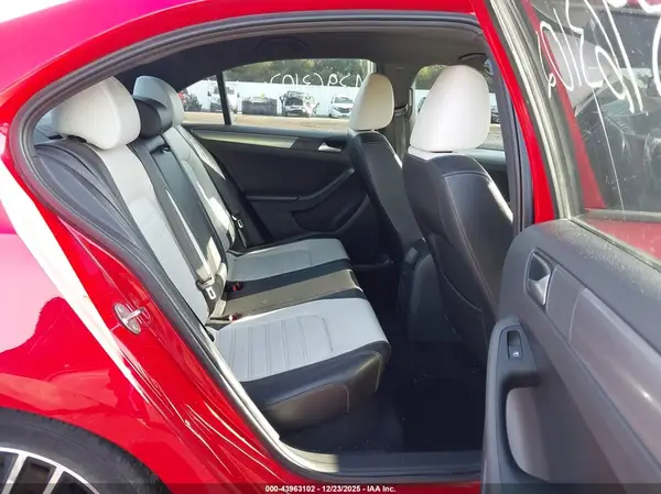 3VWD17AJXHM402175 2017 VOLKSWAGEN JETTA - Image 8