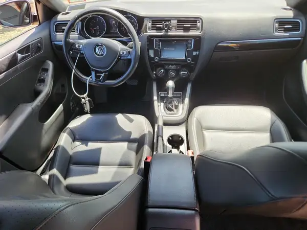3VWD17AJXJM214519 2018 VOLKSWAGEN JETTA - Image 8
