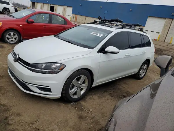 3VWD17AU1JM766338 2018 VOLKSWAGEN GOLF - Image 1