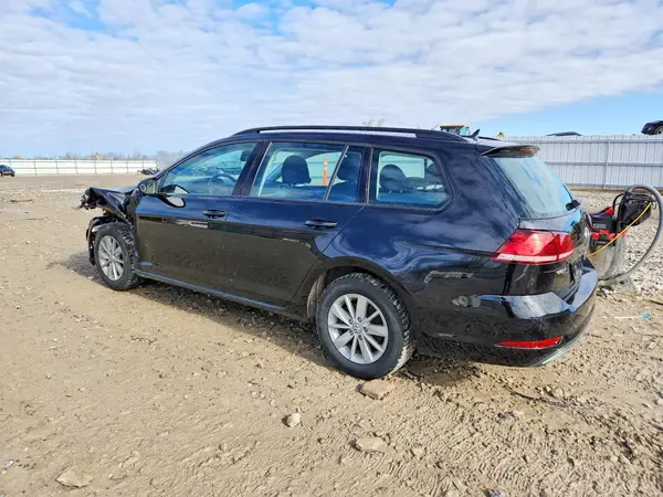 3VWD17AU2JM763366 2018 VOLKSWAGEN GOLF - Image 2