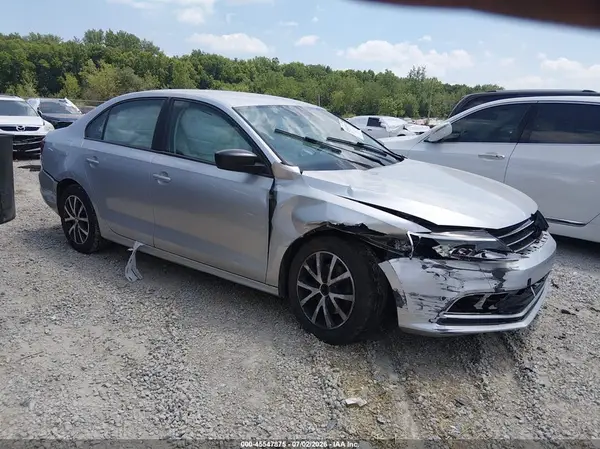 3VWD67AJ0GM209145 2016 VOLKSWAGEN JETTA - Image 1