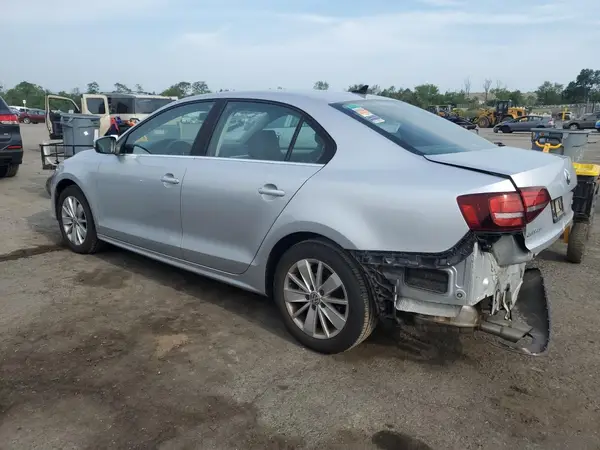 3VWD67AJ0GM210229 2016 VOLKSWAGEN JETTA - Image 2